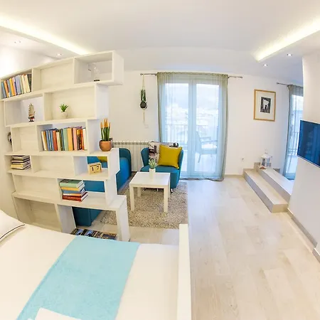 Novak Apartment
